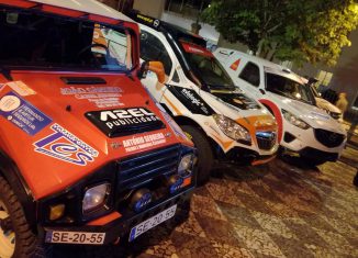 Festa de apresentação da Baja na Praça da República
