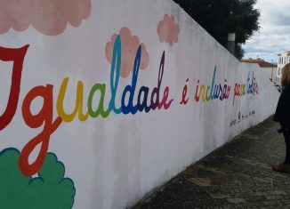 Mural em Portalegre lembra questões da igualdade