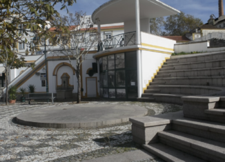 Praxe em suspenso