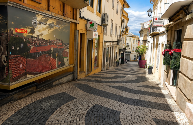 O Abandono do Comércio Local - Rua do Comércio (Portalegre)